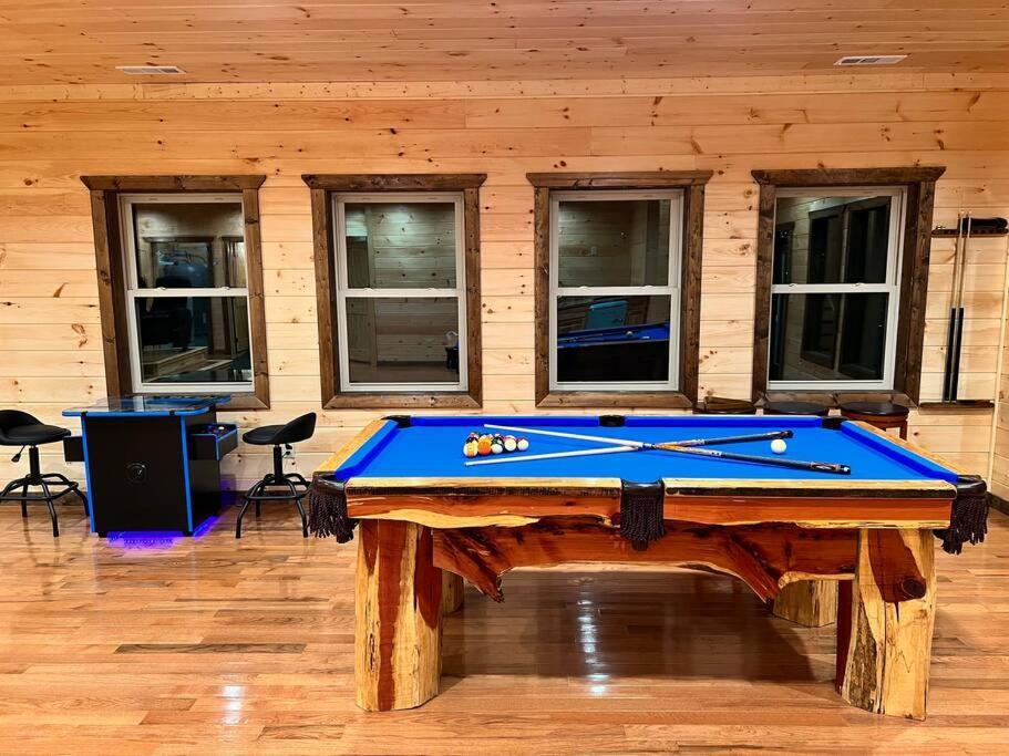 * * 4 Master Bedrooms, Views, Theater, Arcade, Evc Gatlinburg Exteriér fotografie
