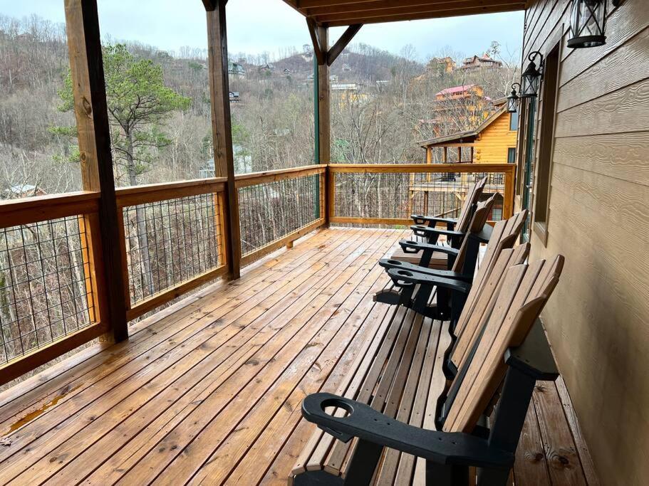 * * 4 Master Bedrooms, Views, Theater, Arcade, Evc Gatlinburg Exteriér fotografie